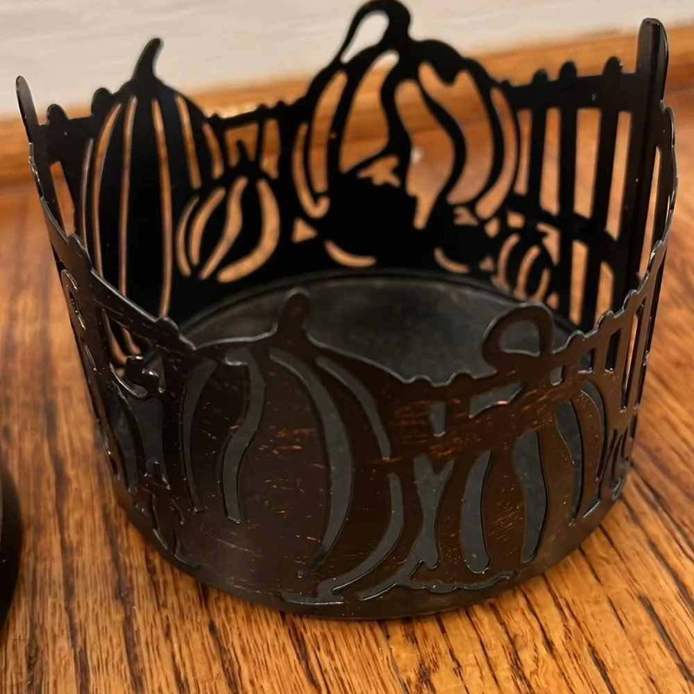 PUMPKIN CANDLE SLEEVE - BLACK METAL PUMPKIN PATCH CUT OUT